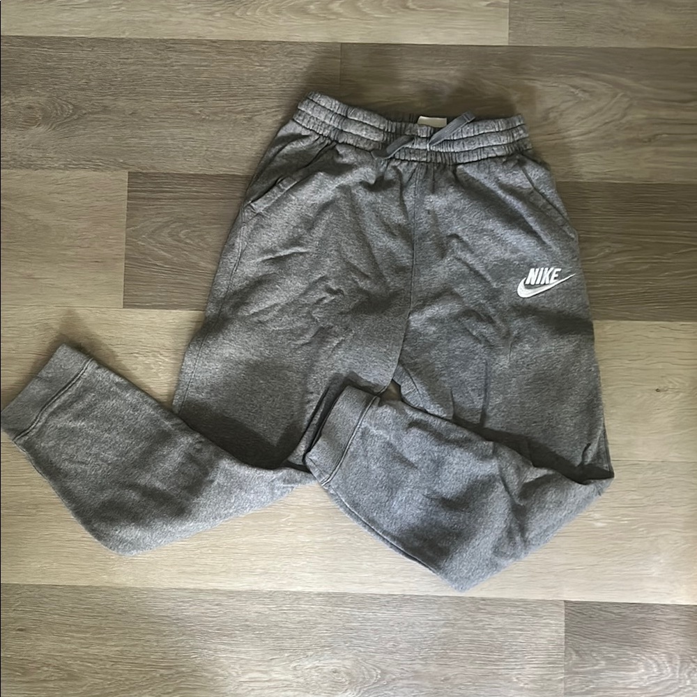 Nike Gray Sweatpants Relaxed Fit